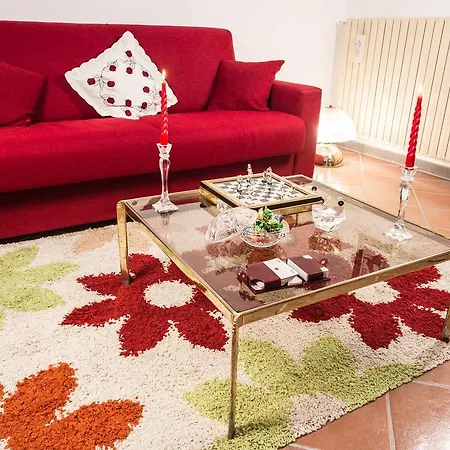 Balneum Regis Apartment *